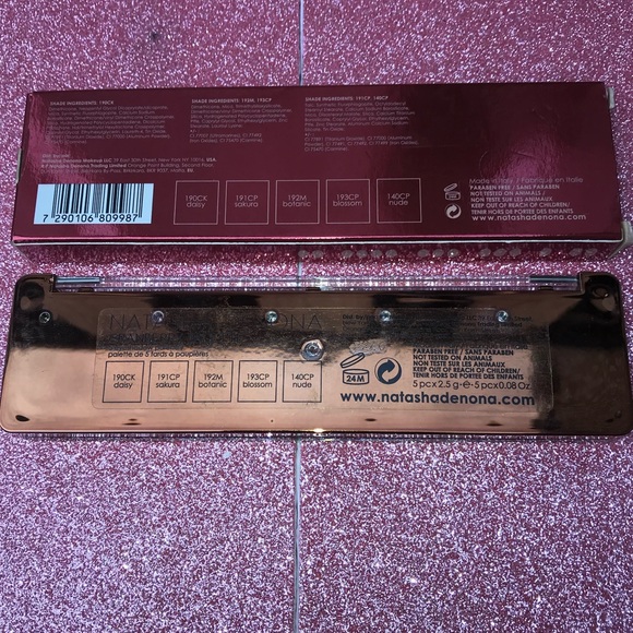 𝒩𝒶𝓉𝒶𝓈𝒽𝒶 𝒟𝑒𝓃𝑜𝓃𝒶 • 𝐂𝐑𝐀𝐍𝐁𝐄𝐑𝐑𝐘 - Picture 5 of 8